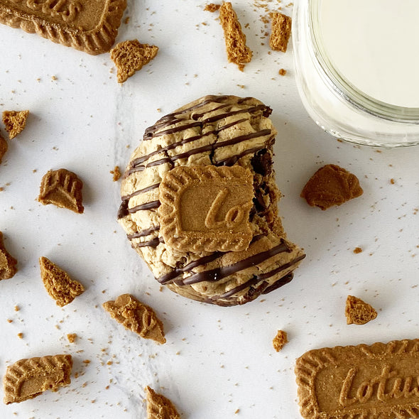 Cookie Butter Stuffed Cookies