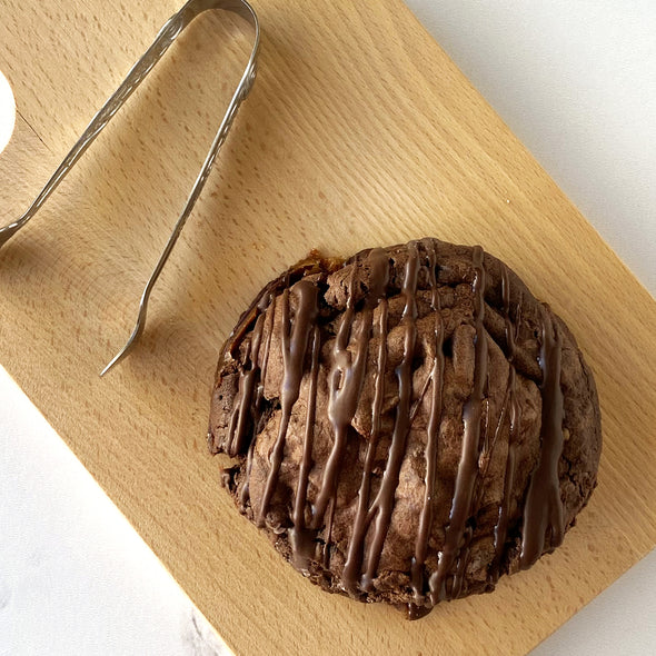 Draught Double Dark Chocolate Stuffed Cookie