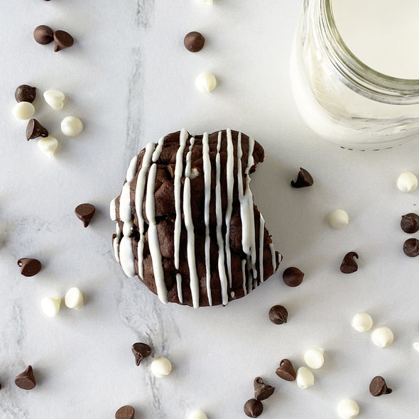 Black & White Triple Chip Stuffed Cookies